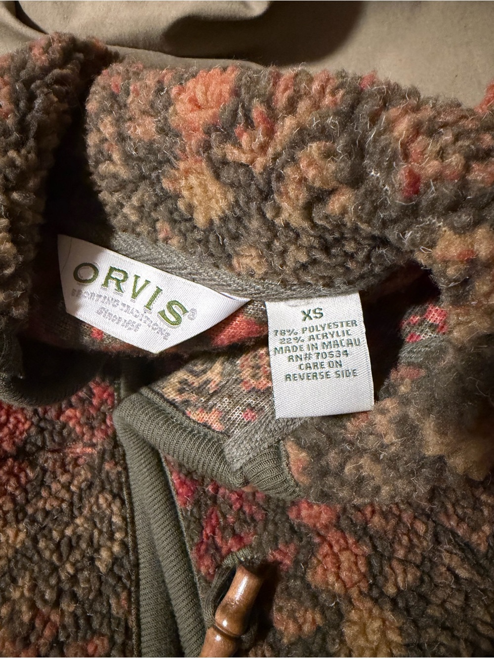 Orvis Vintage-Inspired Aztec Patterned Sherpa Jacket - Multicolor - Picture 3 of 3